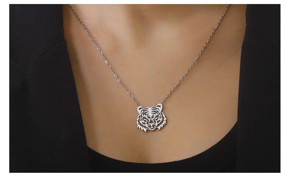 Collier tête de tigre acier inoxydable argenté