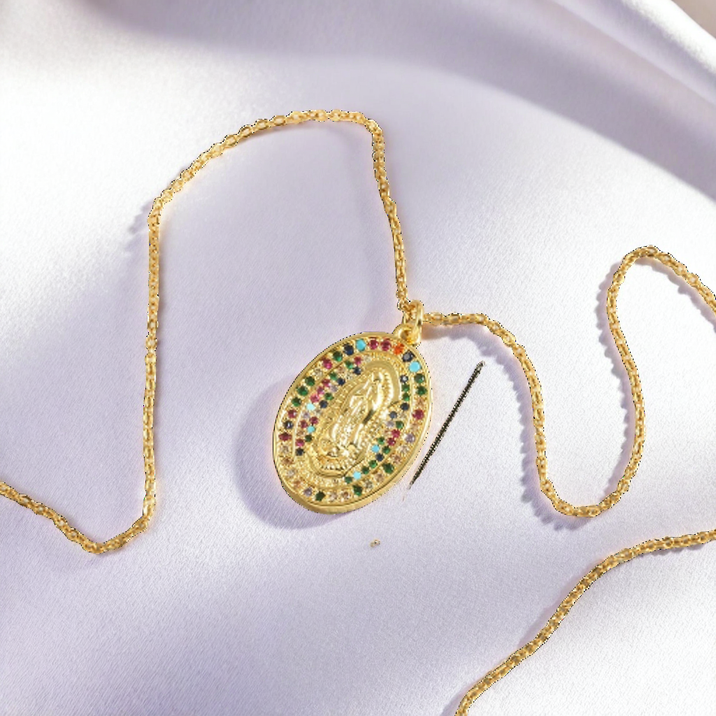 Collier médaille religieuse avec oxydes de zirconium en acier inoxydable