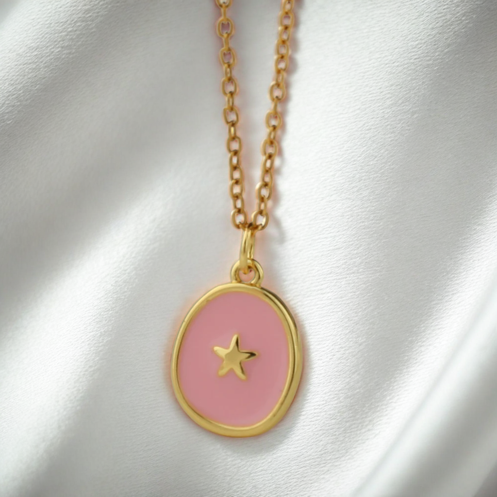 Collier médaille rose avec étoile