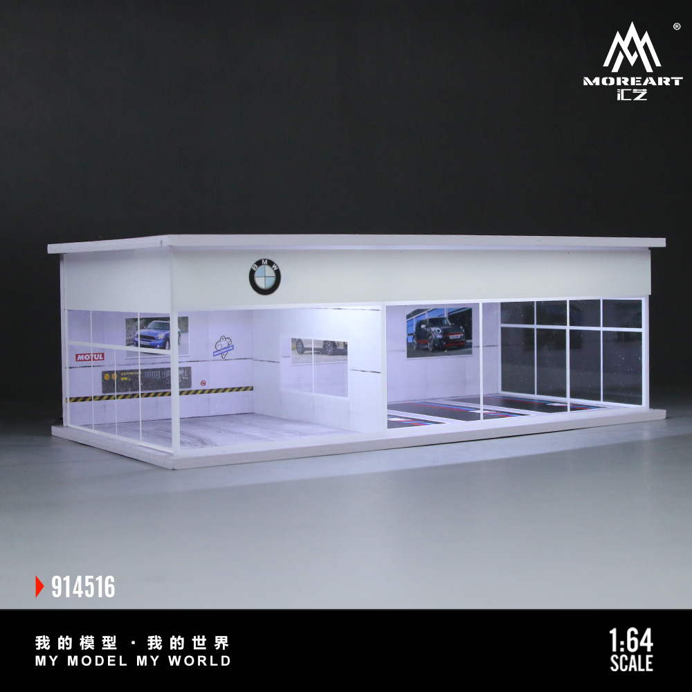 MoreArt 1:64 BMW - Parking Showroom Scene