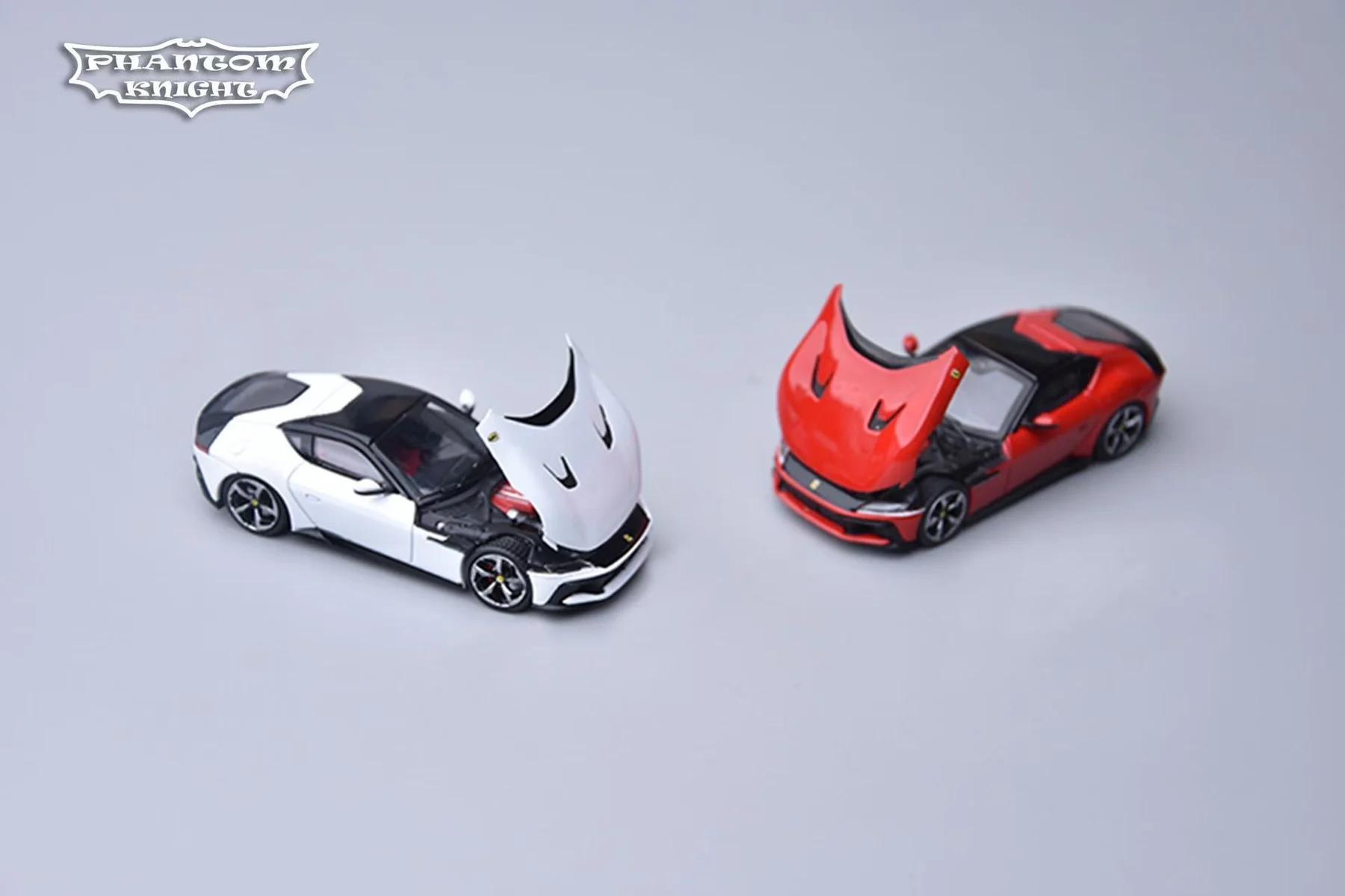 Phantom Knight PK 1:64 Prancing Horse 12 Cilindri Coupe version Material