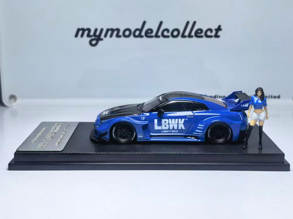 MC 1/64 LB GTR GT With Figurine