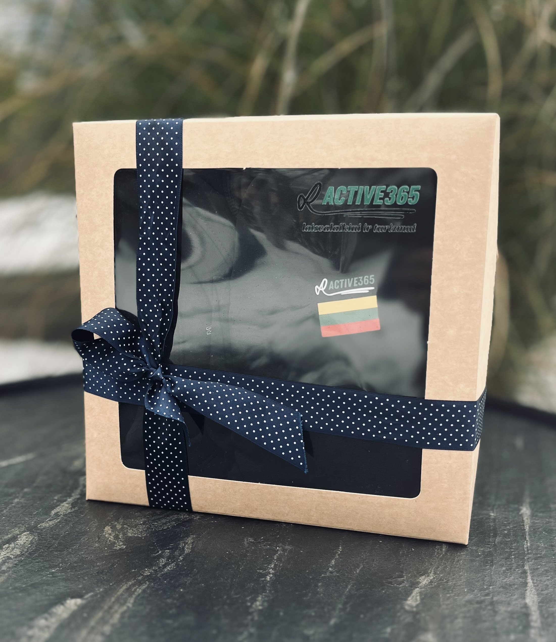 Termo rūbų komplektas (vyriškas / moteriškas) + Elegantiškas pakavimas