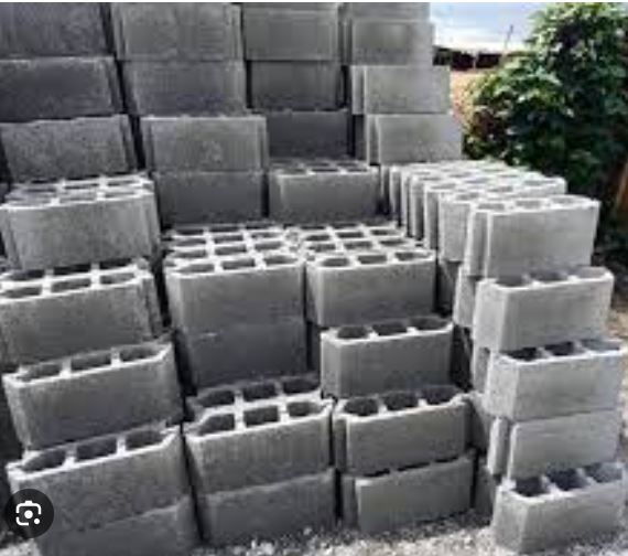 Hourdis et briques de différentes tailles