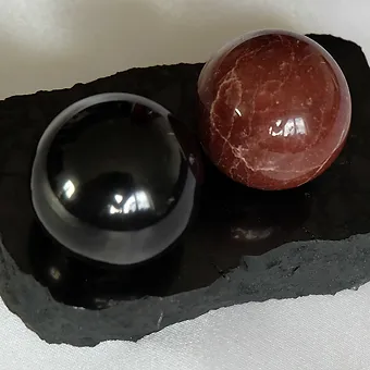 Harmoniseur sphères 3.5 cm shungite et quartzite	