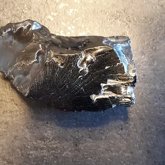 PIERRE SHUNGITE ELITE - Poids 65 grammes
