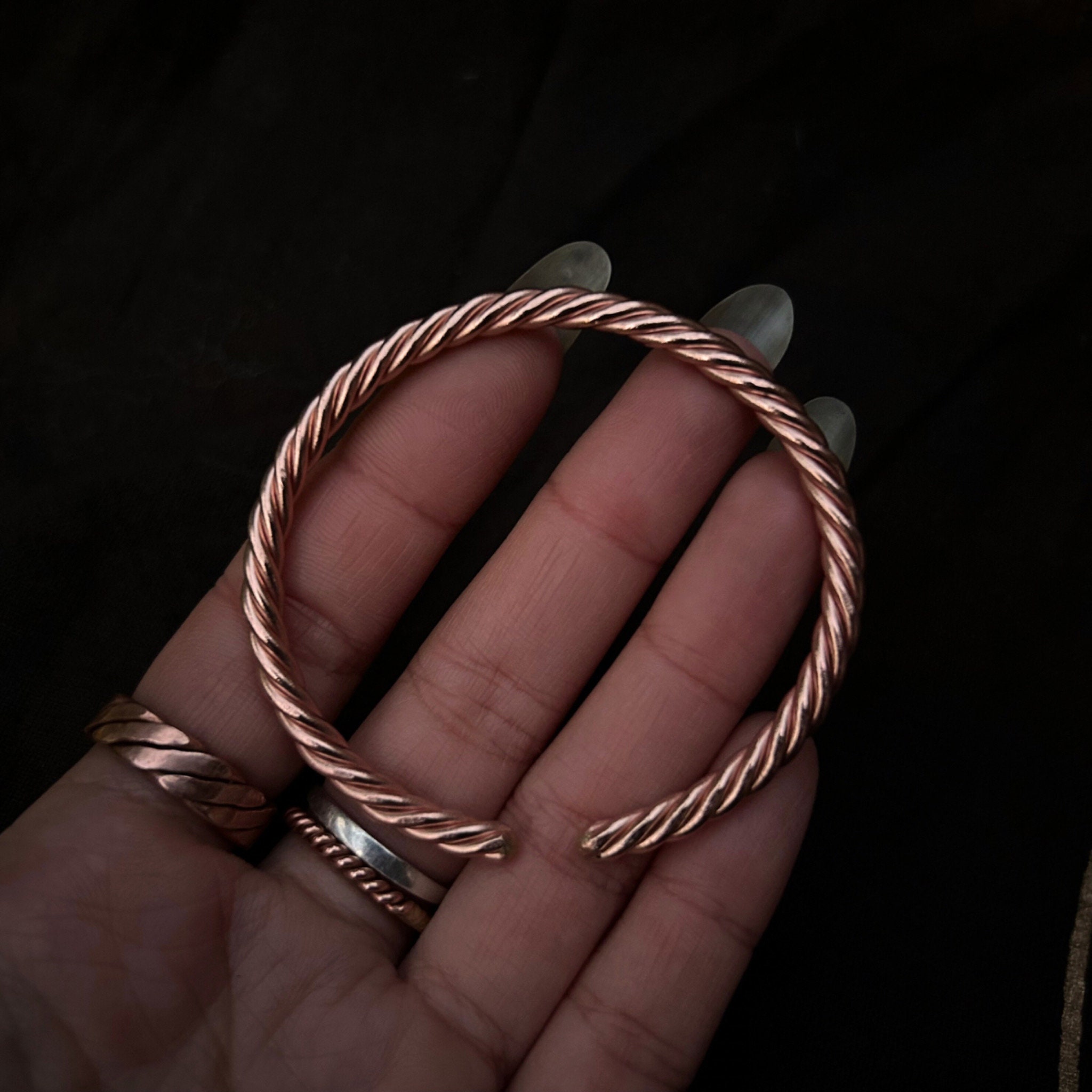 Sacred Copper Tensor Bracelet - 144Mhz Cubit - Pure Copper Healing Jewellery - Elegant Twist