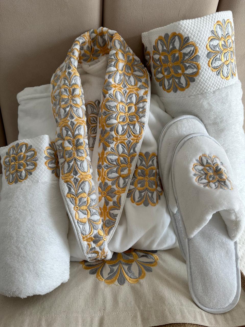 Luxury Elegant Velvet Bathrobe set