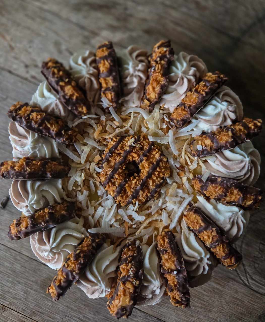 Samoa Cookie Cheesecake 