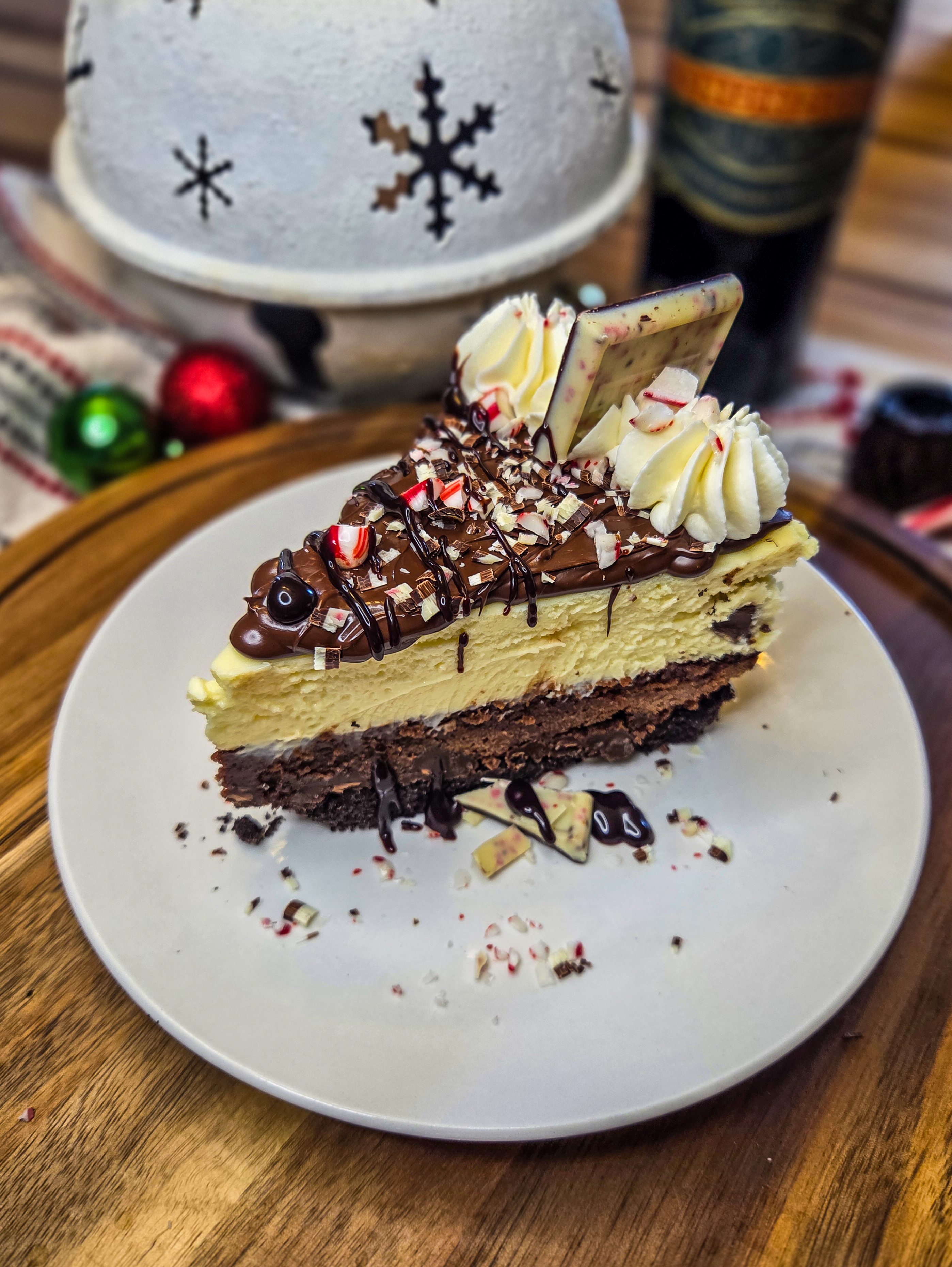 Peppermint Mocha Brownie Cheesecake