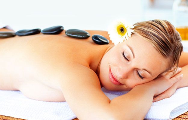 Massagem com Pedras Quentes 1 Sessão