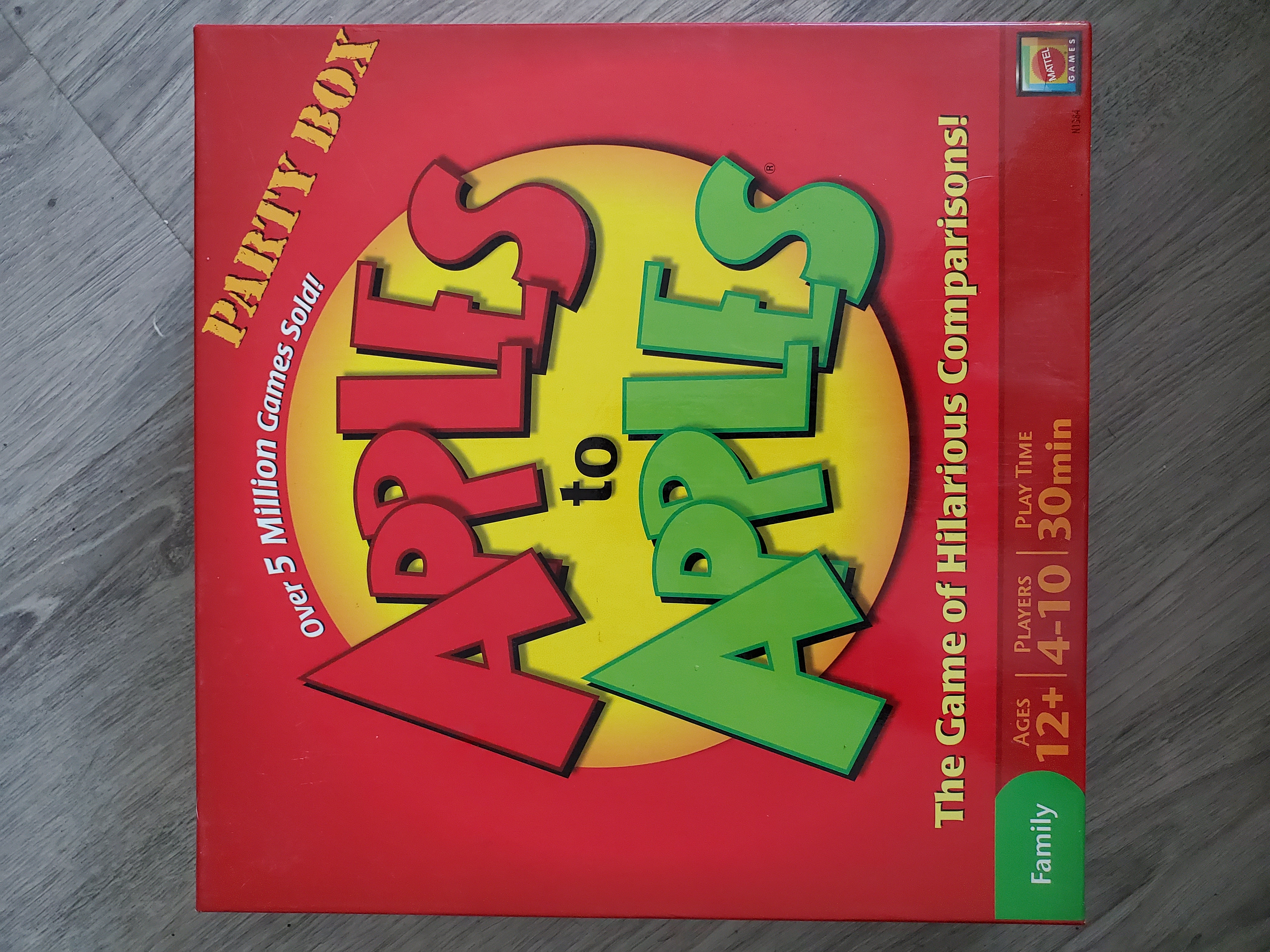 Apples to Apples Party Box