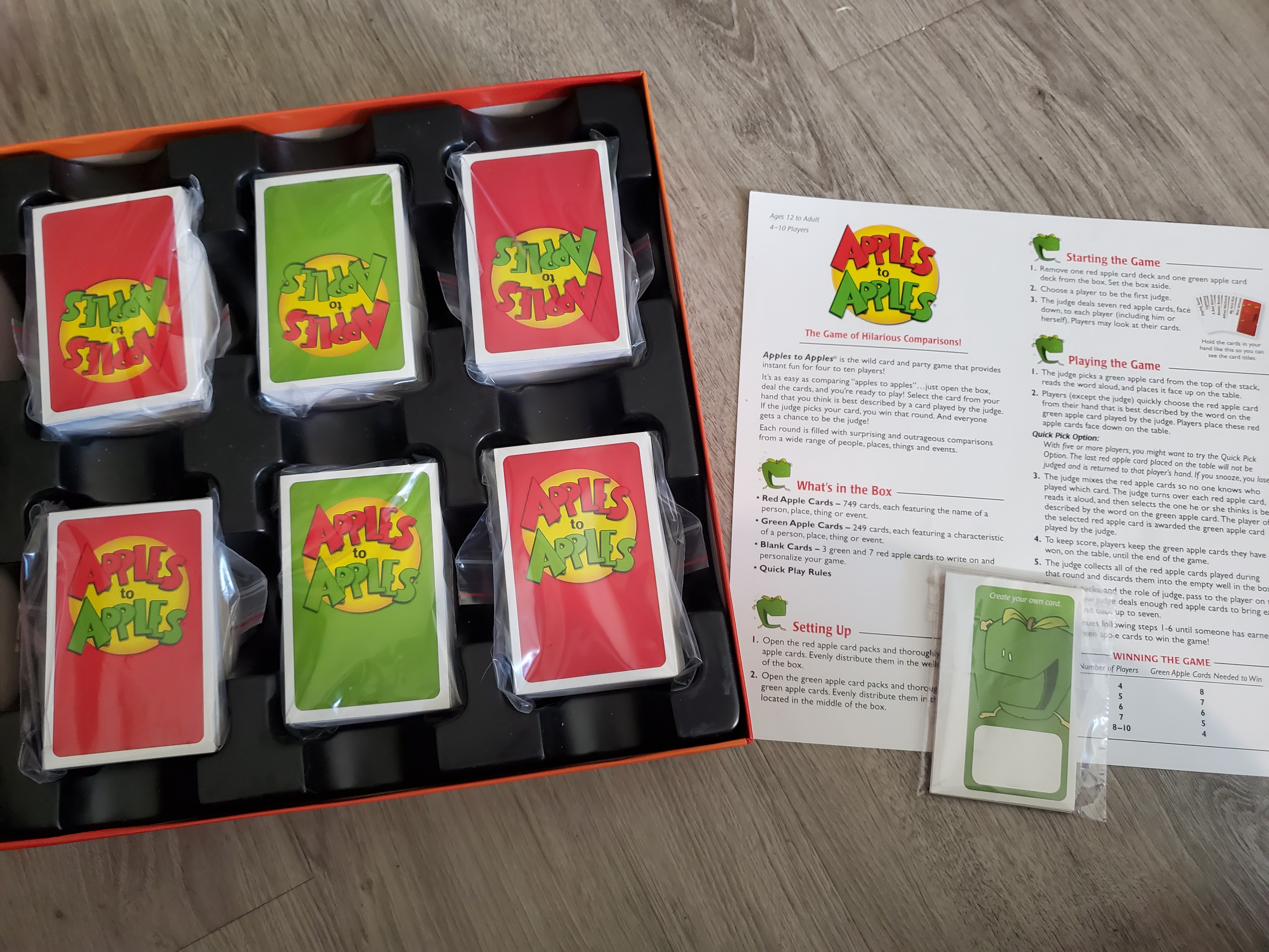 Apples to Apples Party Box
