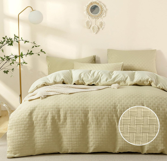 Beigish Green Duvet Cover Queen Size - 3 Pieces Soft and Breathable Microfiber Knitted Jacquard Waffle Weave Striped Comforter Cover with 8 Corner Ties & Zipper Closure