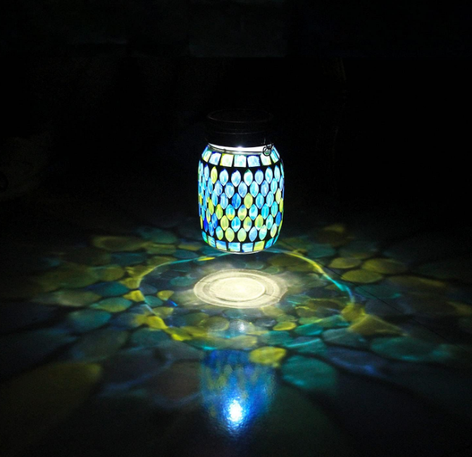Mosaic Solar Lanterns Outdoor Hanging Lights, Garden Decor Christmas Gifts for Women Mom Grandma Halloween Decor Lights, Outdoor Waterproof Lights, Garden,Patio,Pathway & Yard Décor