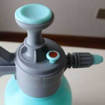 TORYIN Semprotan Tanaman Pompa Adjustable Nozzle Hand Pump 2L - TR-2