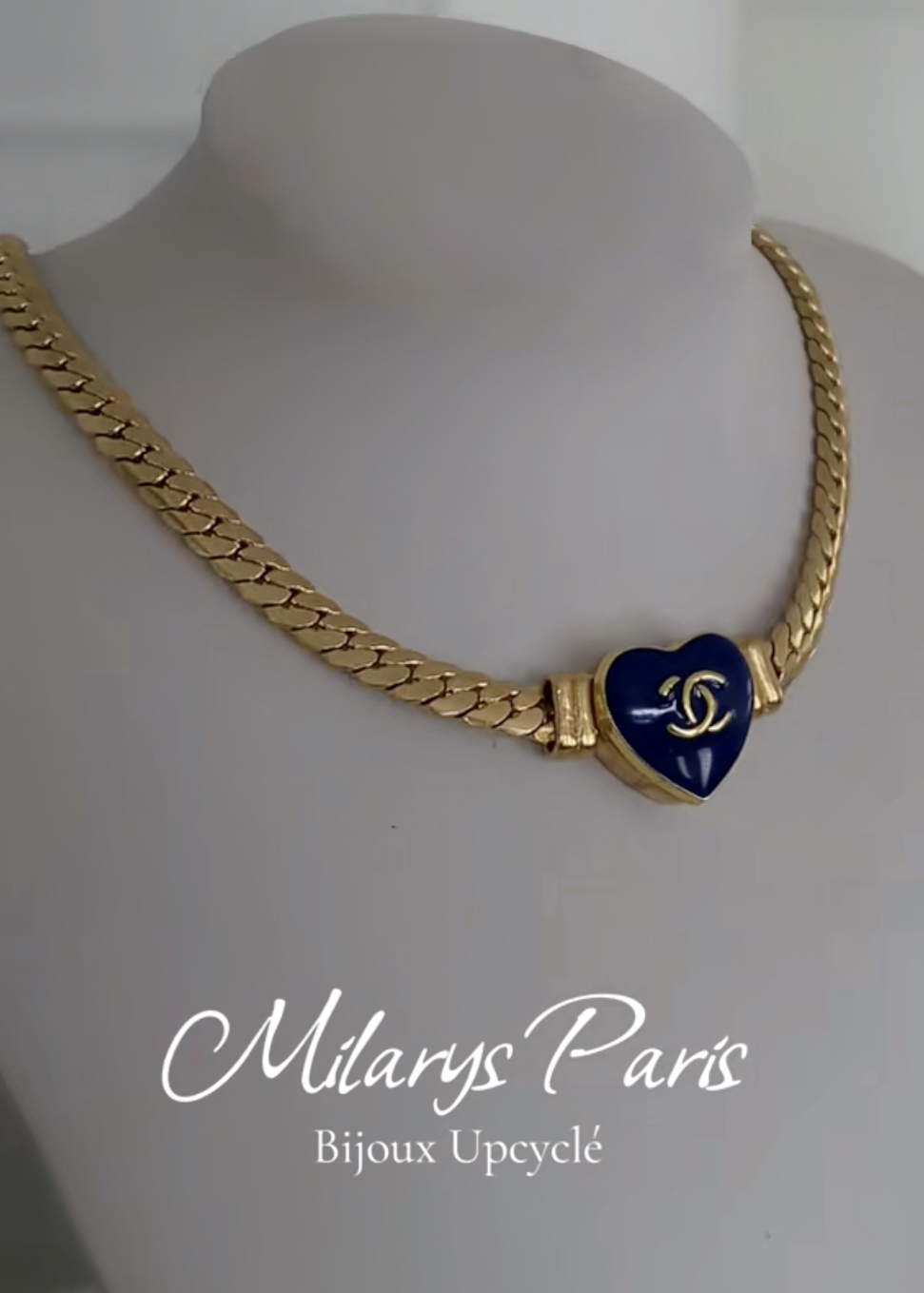 Collier Upcyclé Chanel doré 