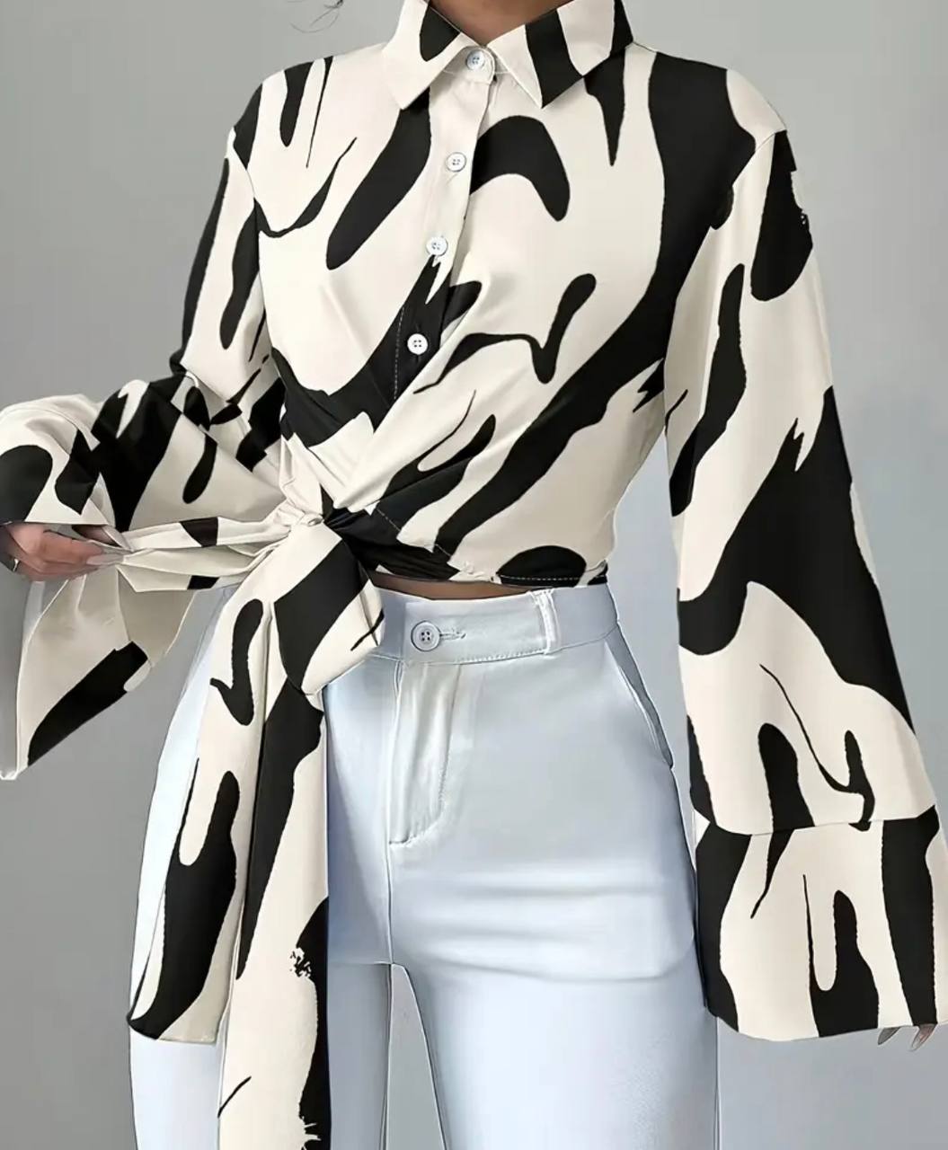 Chemisier avec imprimé noir et blanc