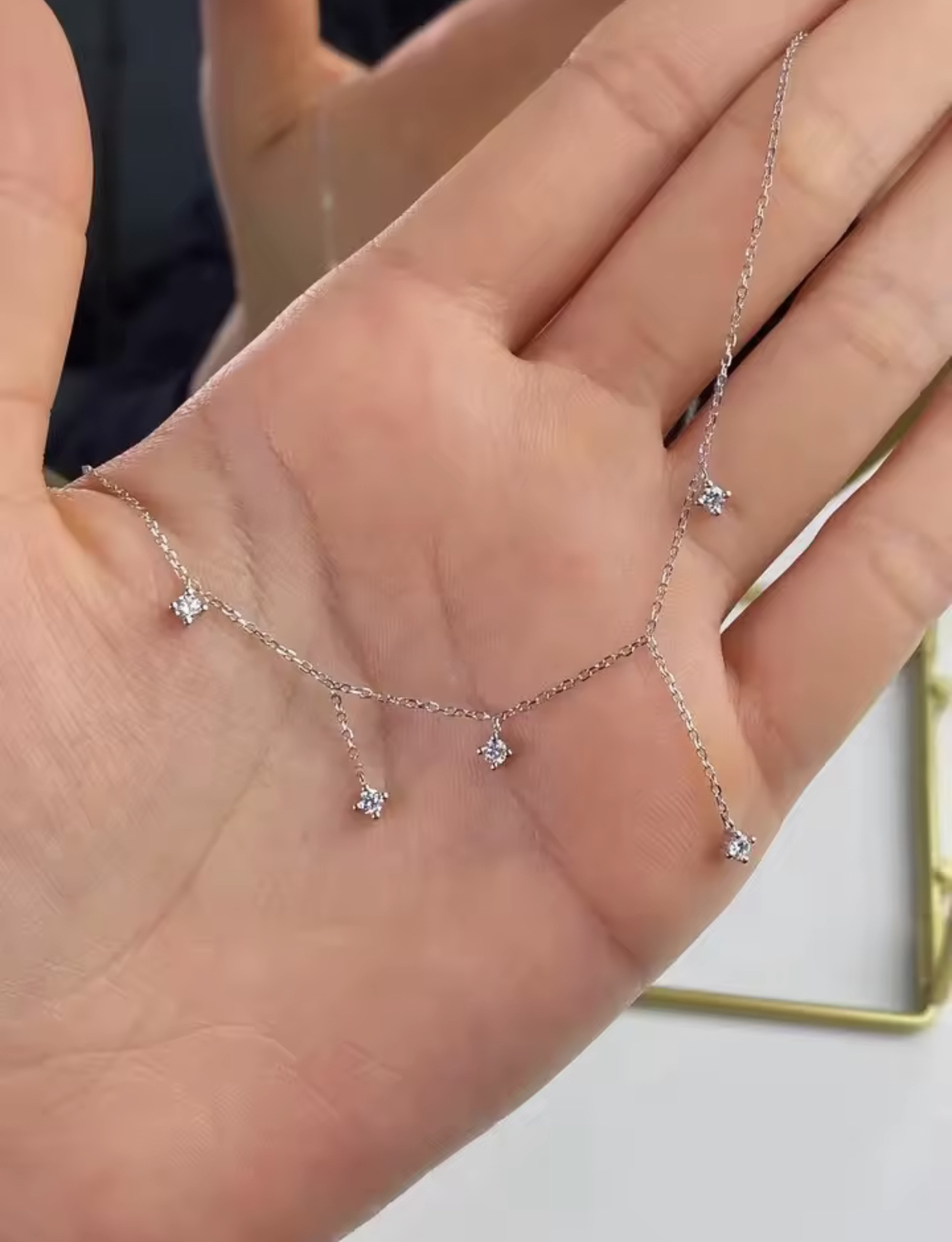 Collier en argent avec pendentifs