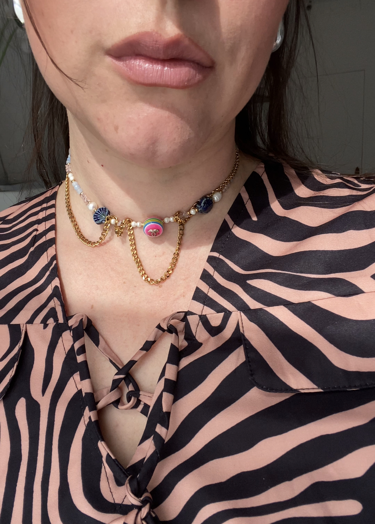 Collier Upcyclé Chanel avec perles et coquillages