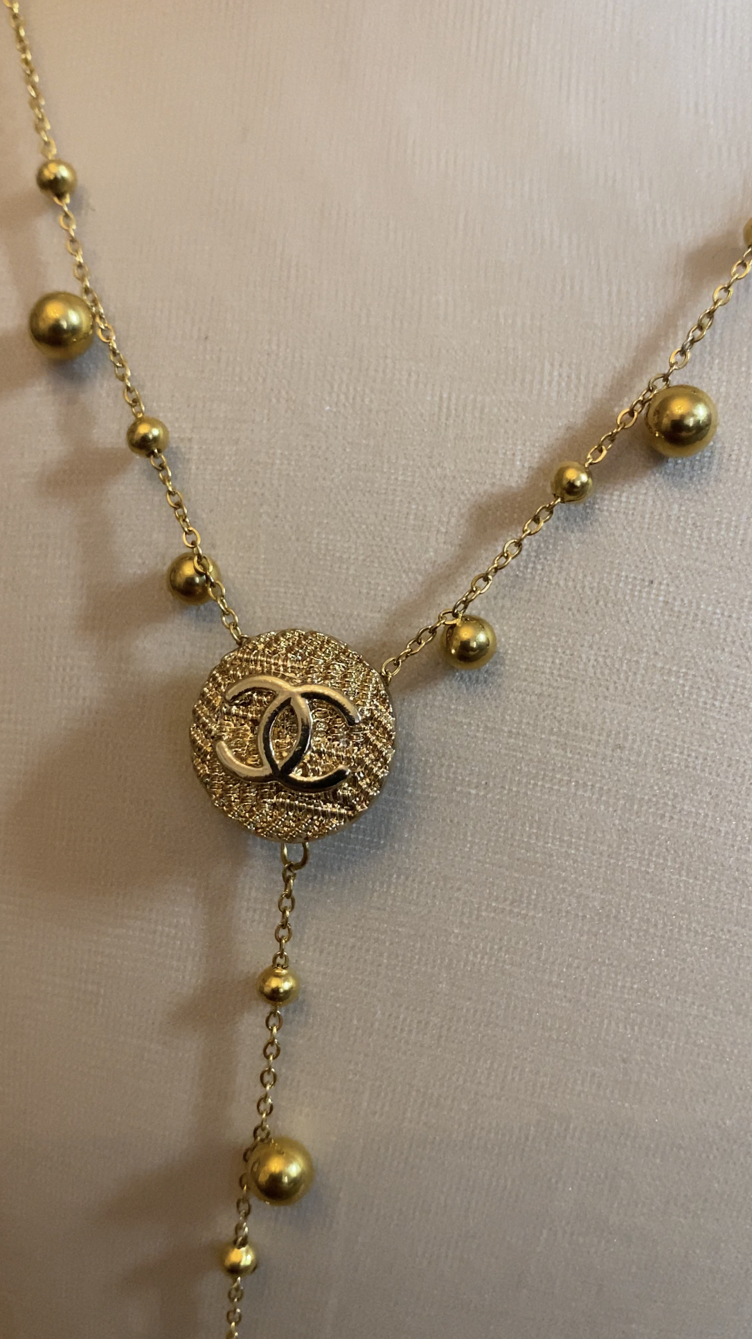 Collier Upcyclé Chanel Parisienne