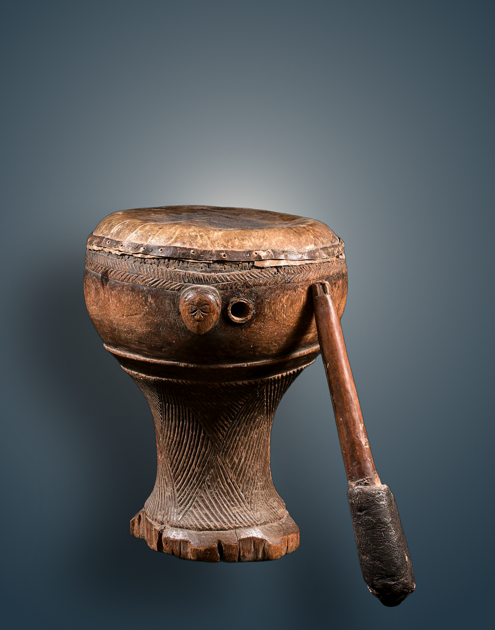 TAMBOUR
