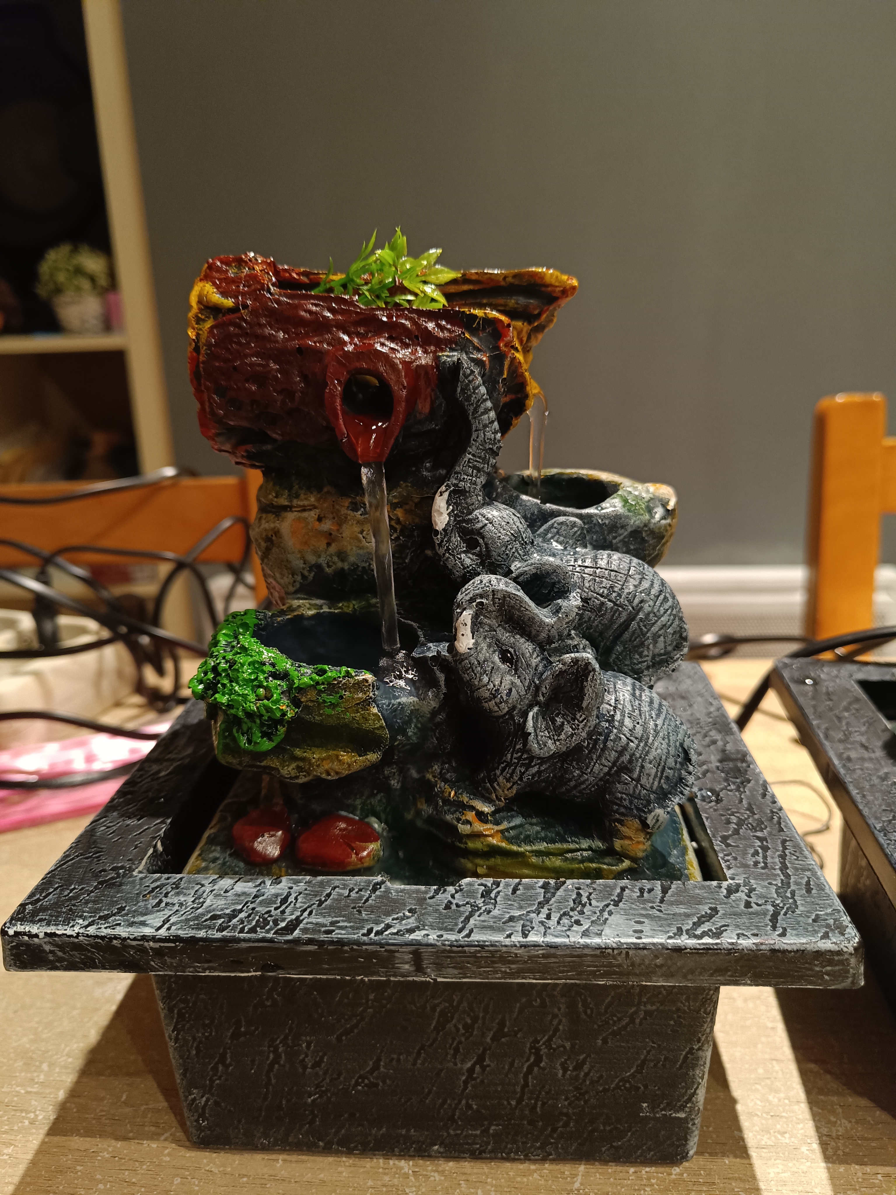 Fontaine de Table - 20cm - L'Éléphant Amoureux