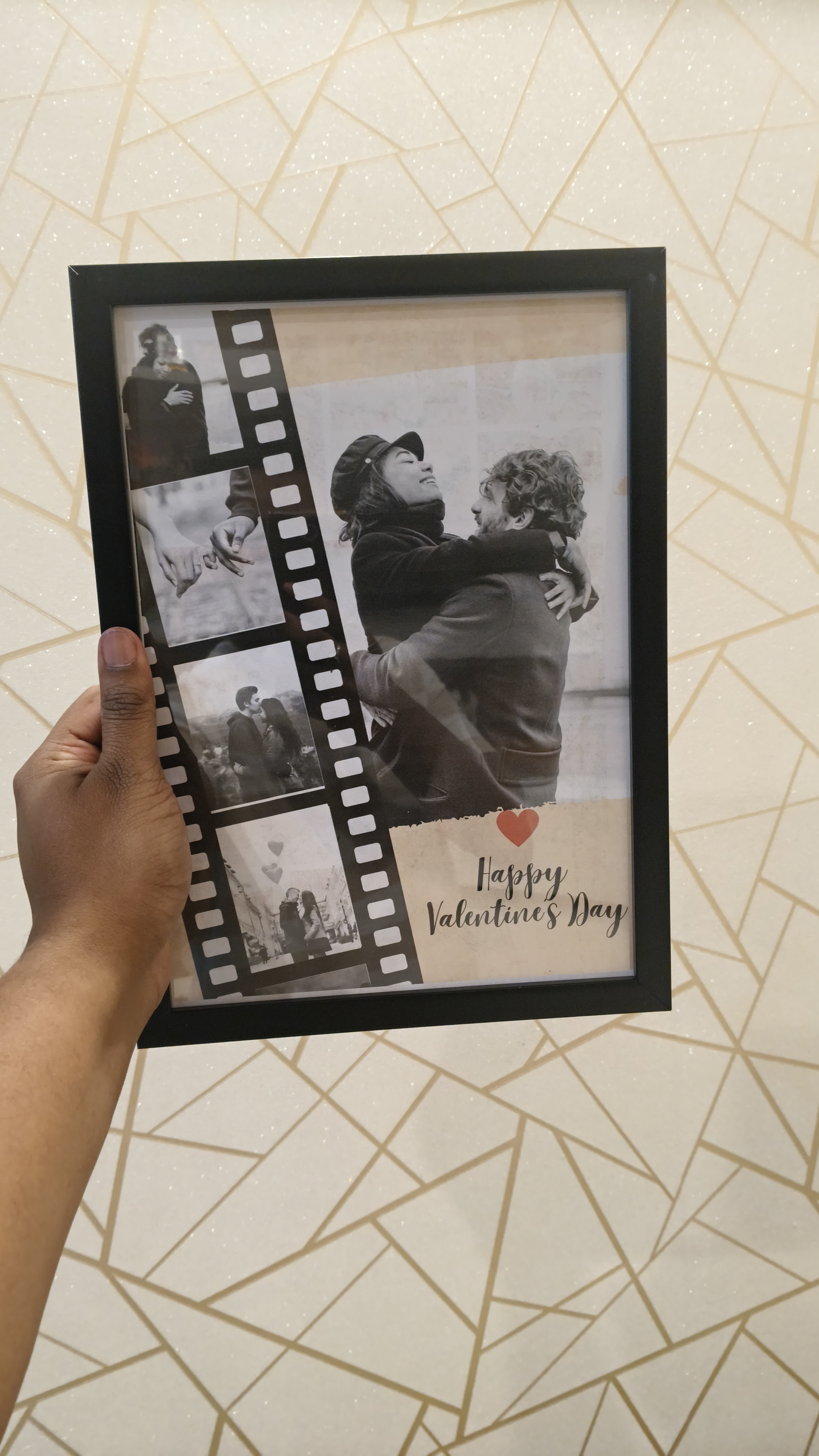 Personalized valentine gift photo frame