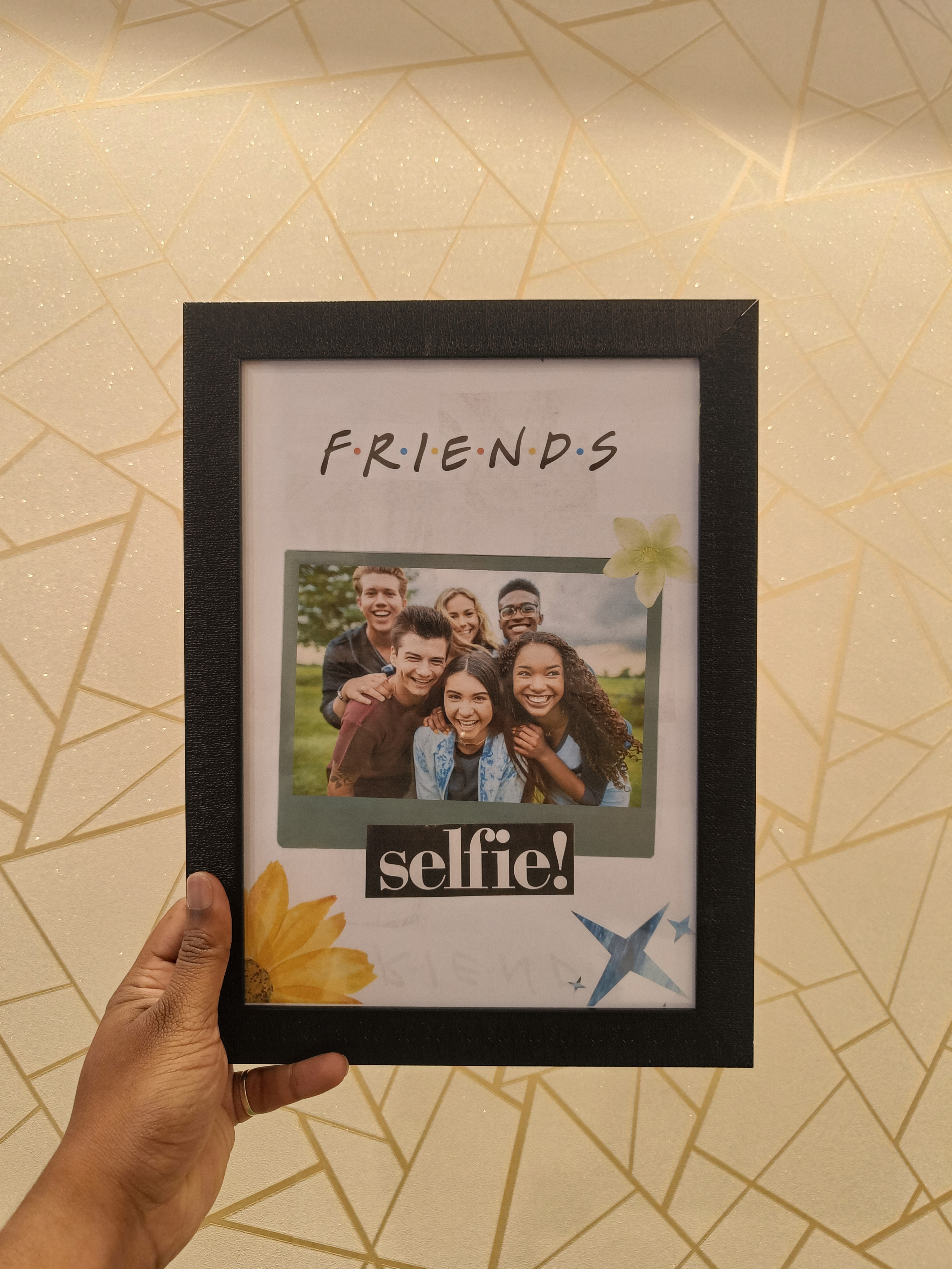 Friends Selfie Frame – Personalized Selfie Collage Gift