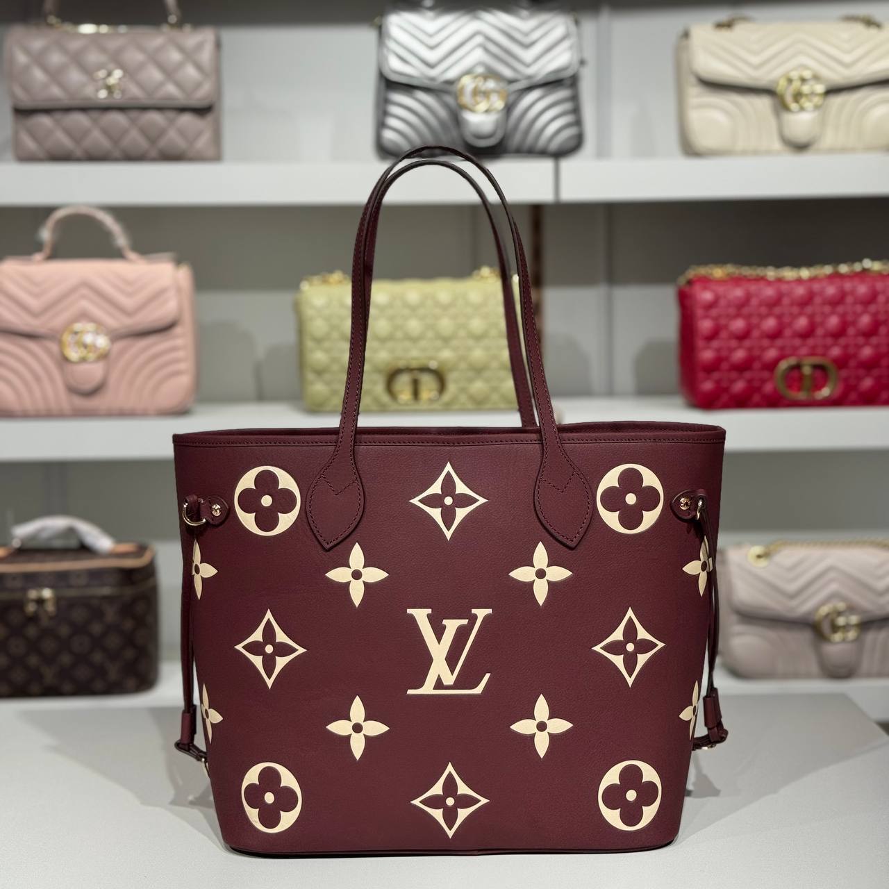 👜 Geantă tote Louis Vuitton – model Neverfull Monogram Giant