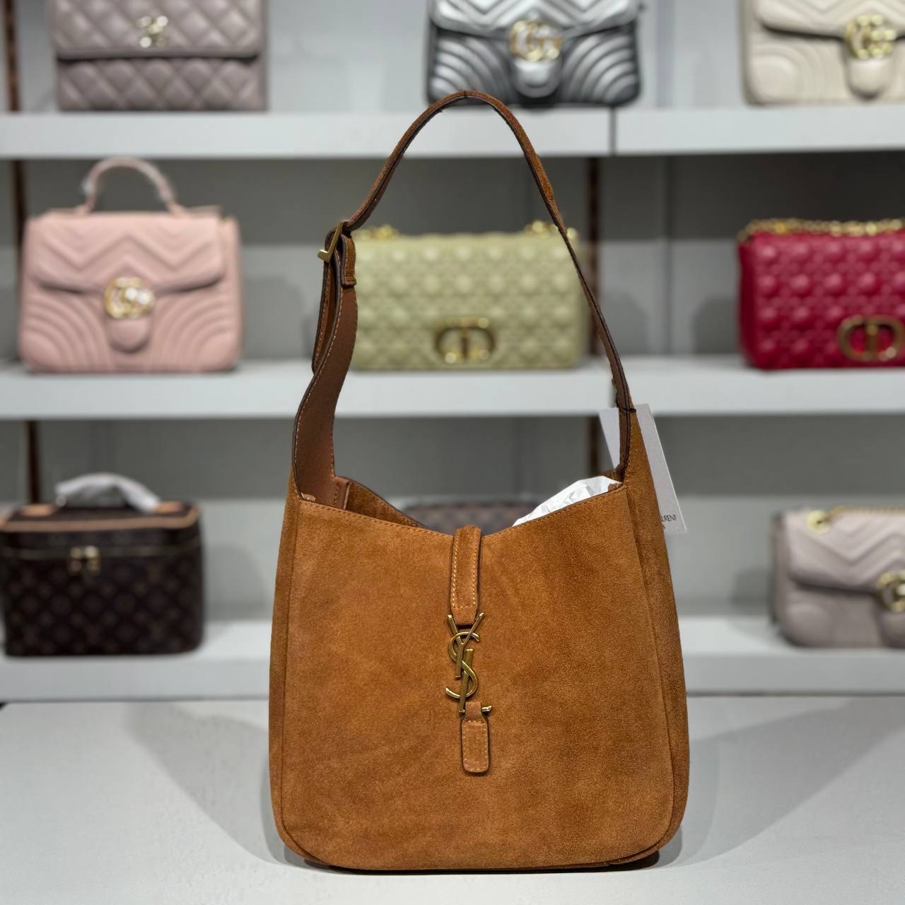 👜 Saint Laurent – Le 5 à 7