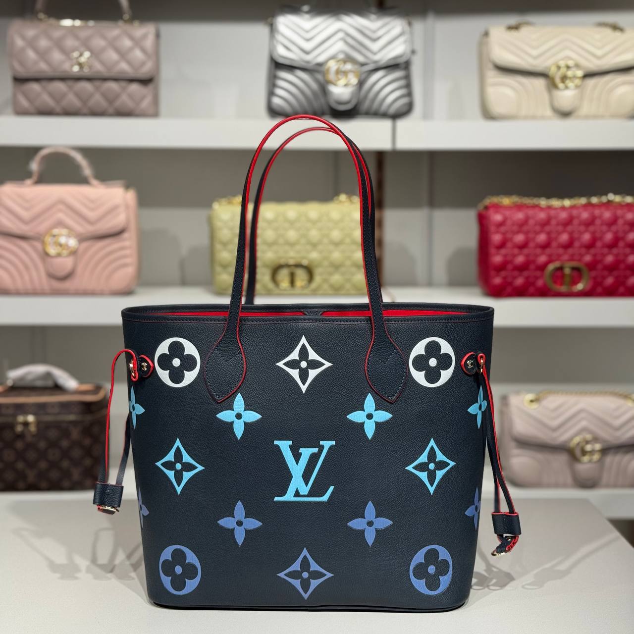 👜 Geantă tote Louis Vuitton – model Neverfull Monogram Giant