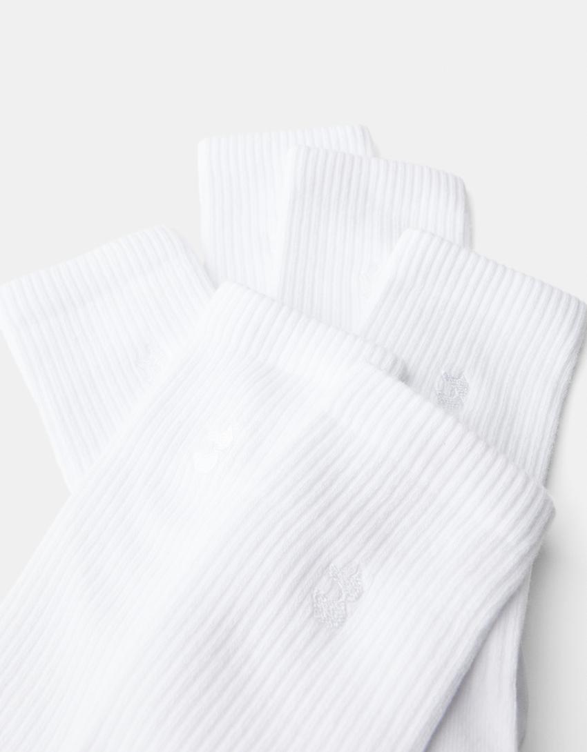  3-pack of embroidered socks 