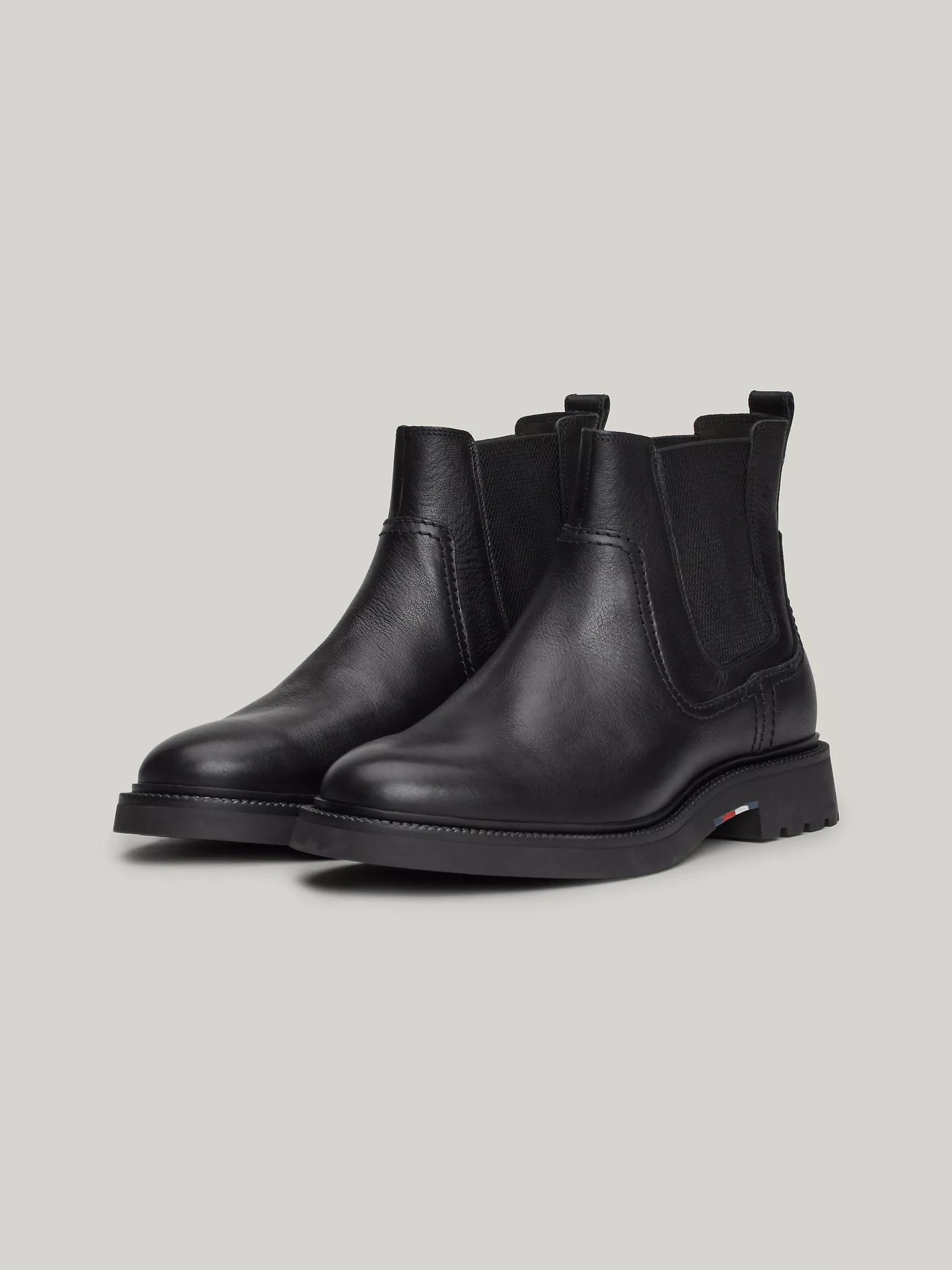 Lightweight Leather Chelsea Boot