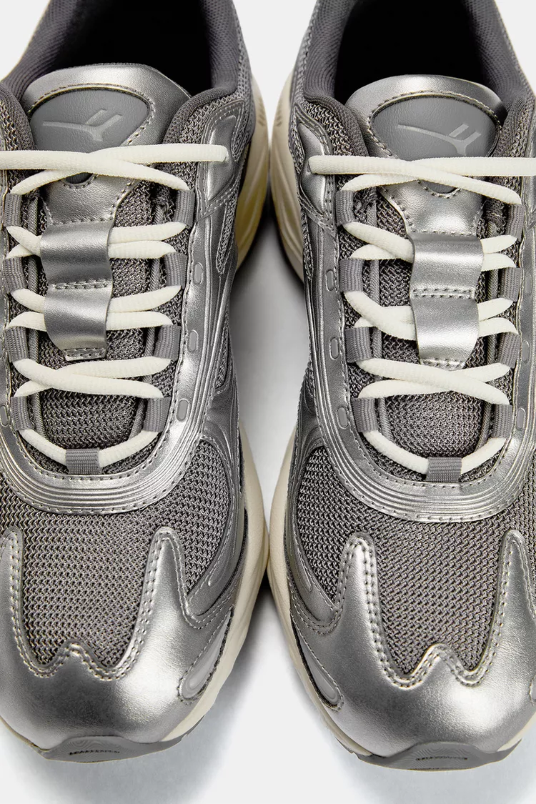  Multi-piece sneakers 