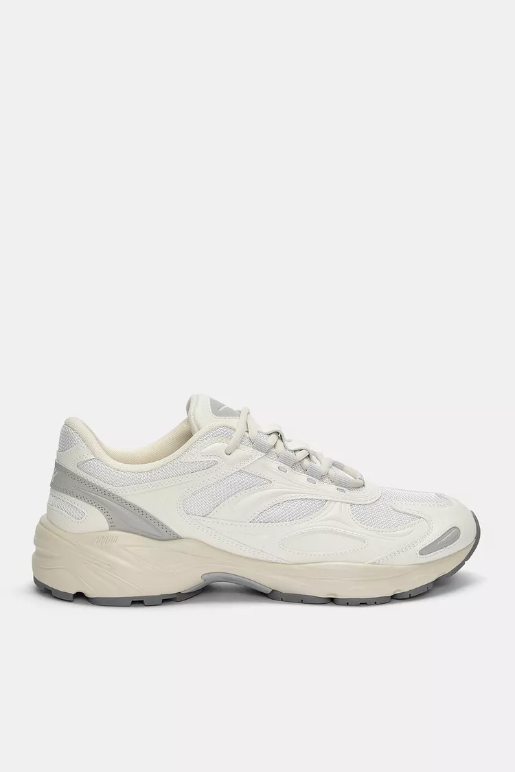  Multi-piece sneakers 