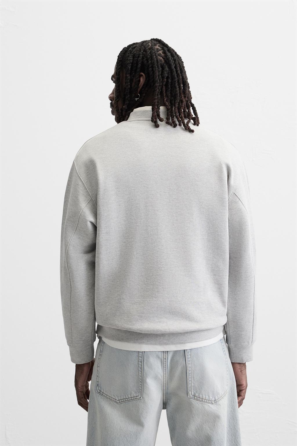 TEXT PATCH SWEATSHIRT