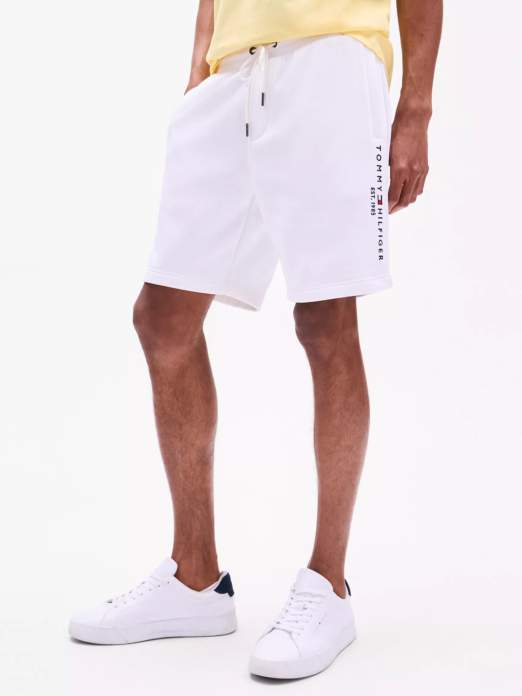  Embroidered Tommy Logo Sweatshort