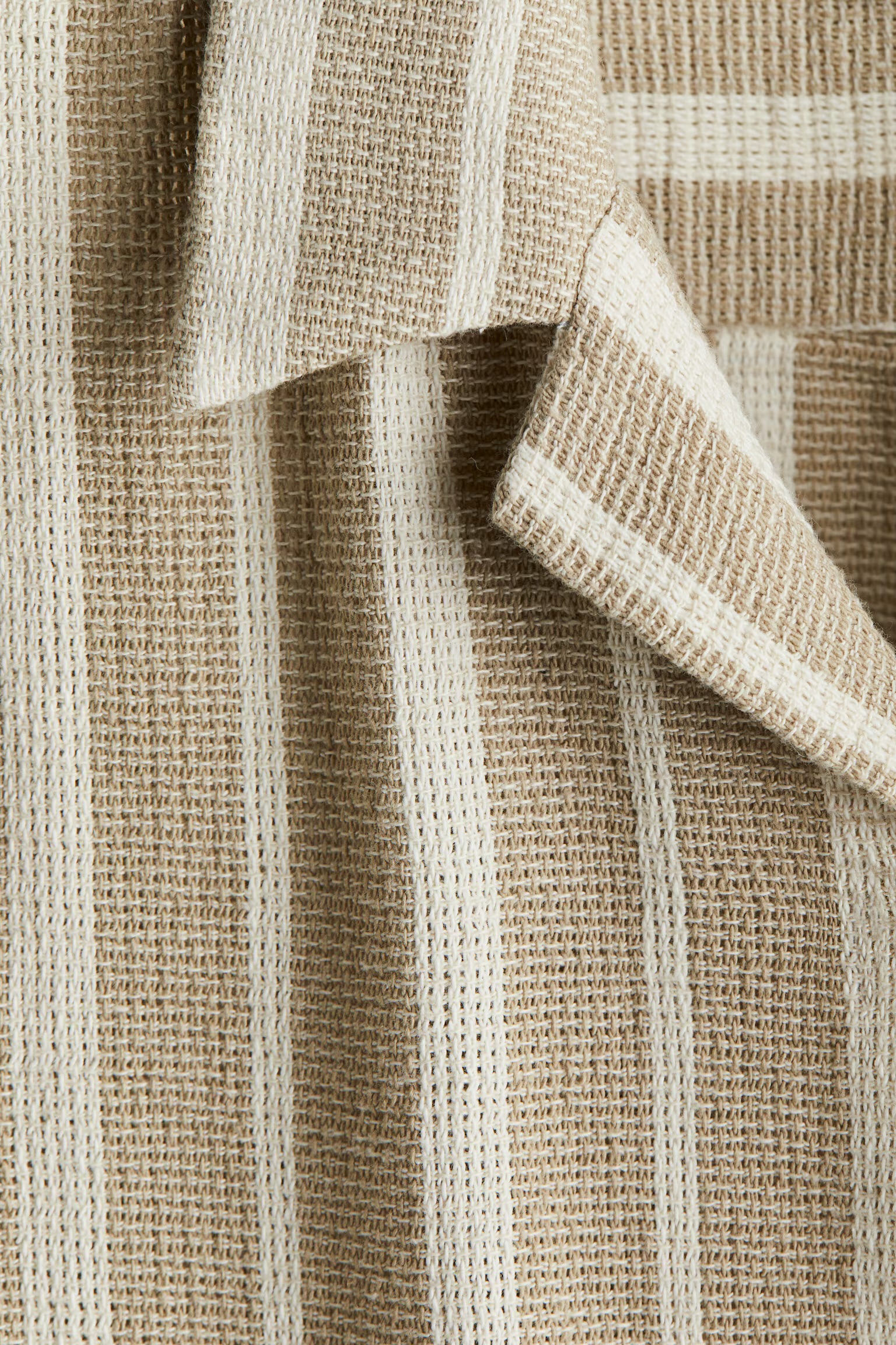 Regular Fit Textured resort shirt