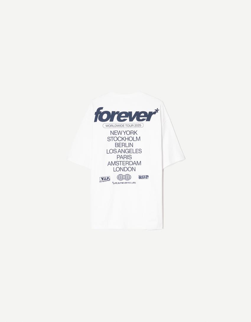  Short sleeve T-shirt with embroidery 