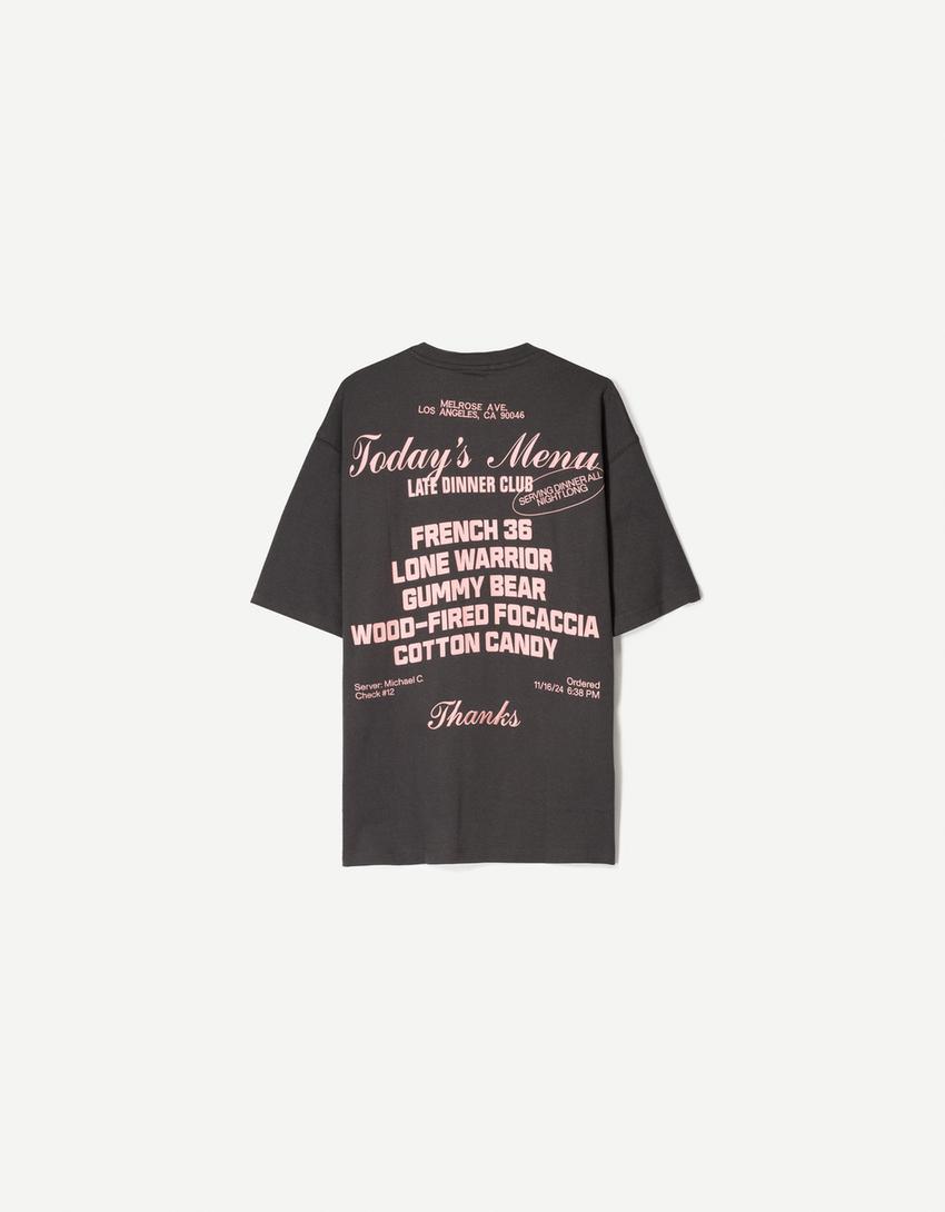  Short sleeve T-shirt with embroidery 