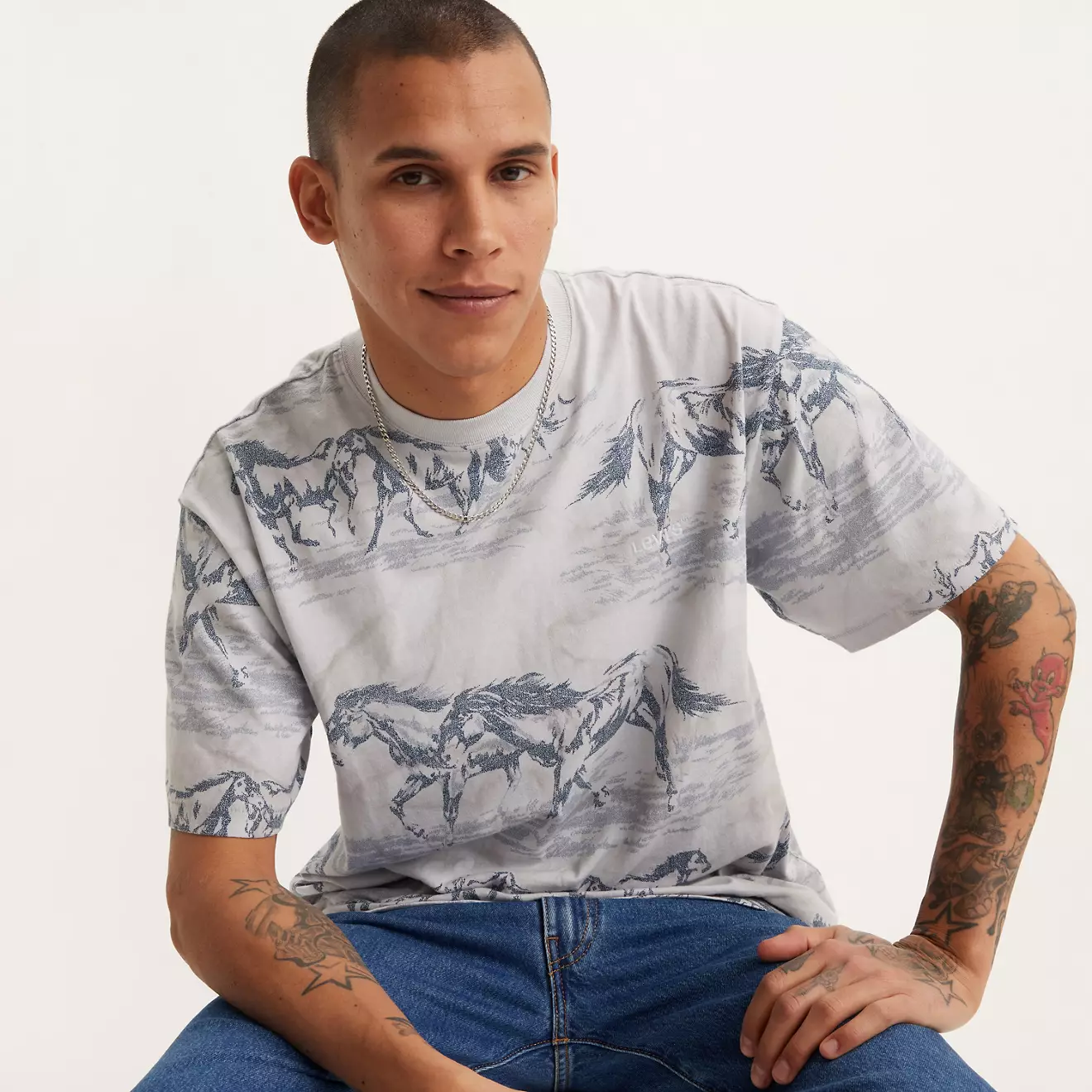 Red Tab™ Vintage T-shirt
