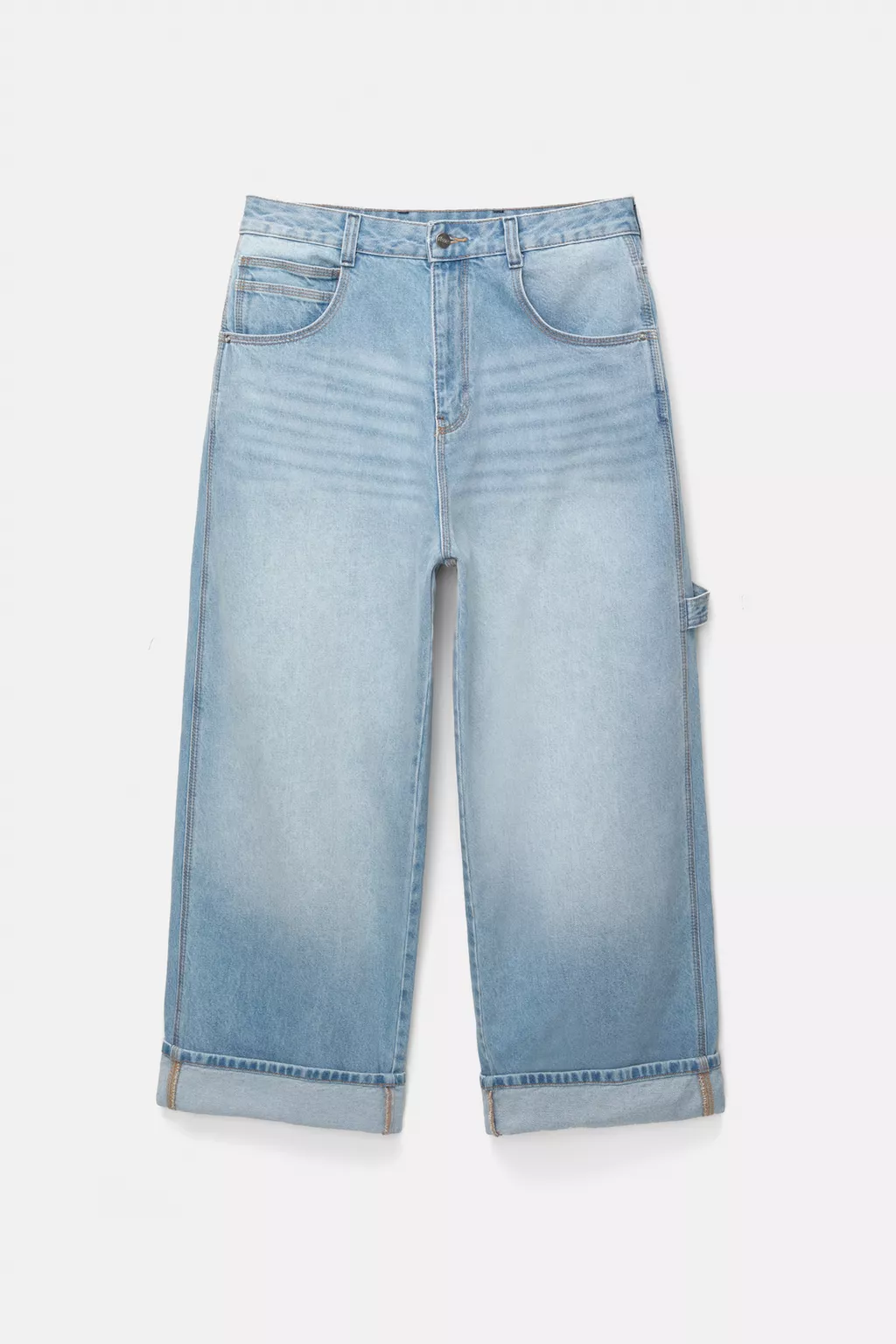  Super baggy carpenter jeans with turn-up hems 