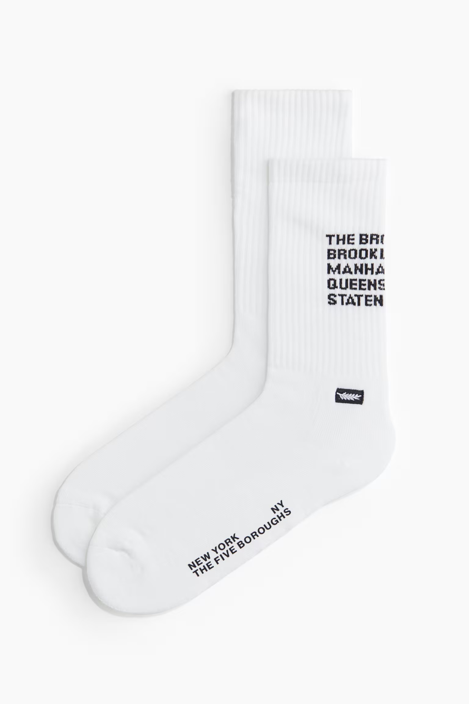 Motif Detailed Socks