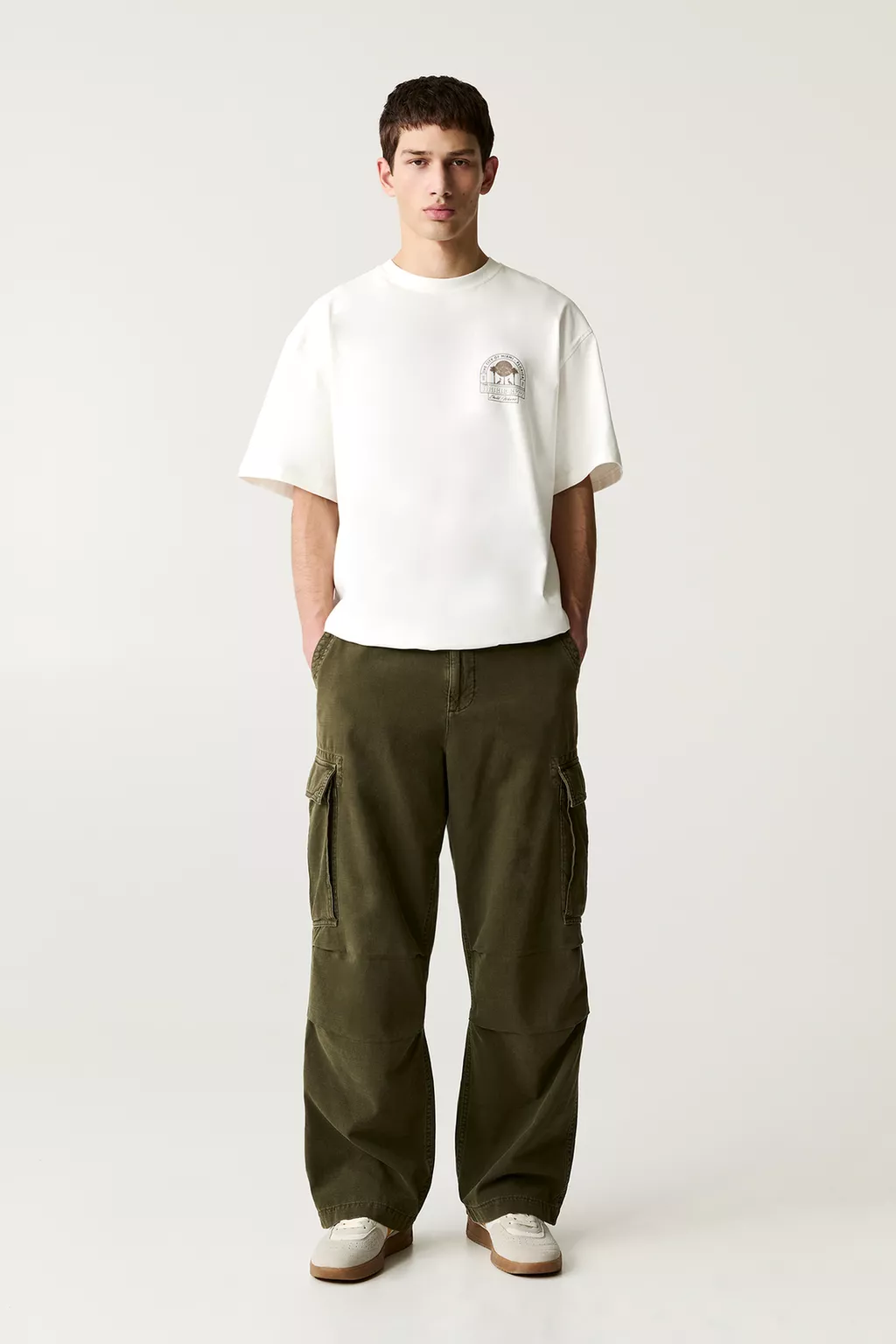 Faded effect baggy cargo pants
