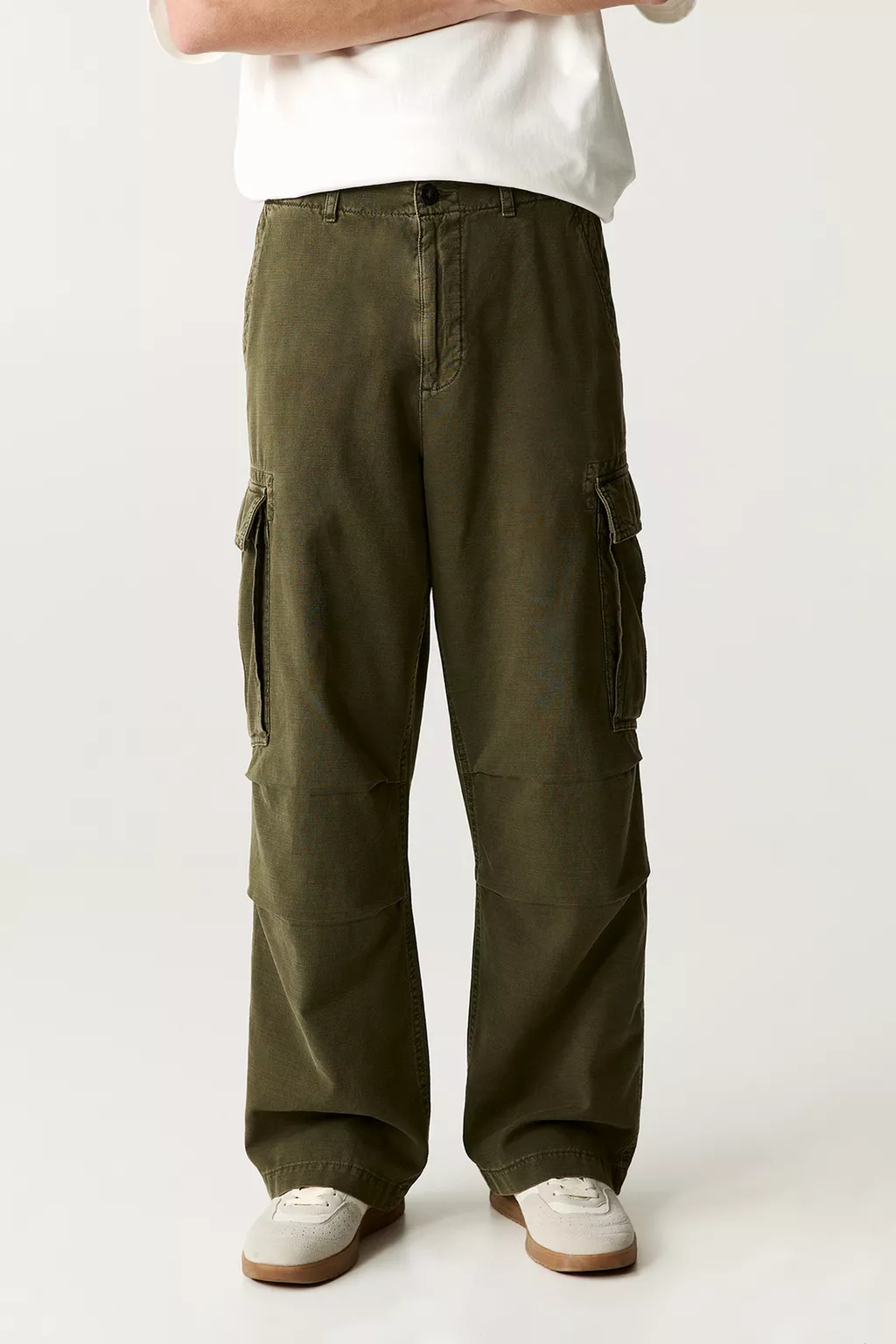 Faded effect baggy cargo pants