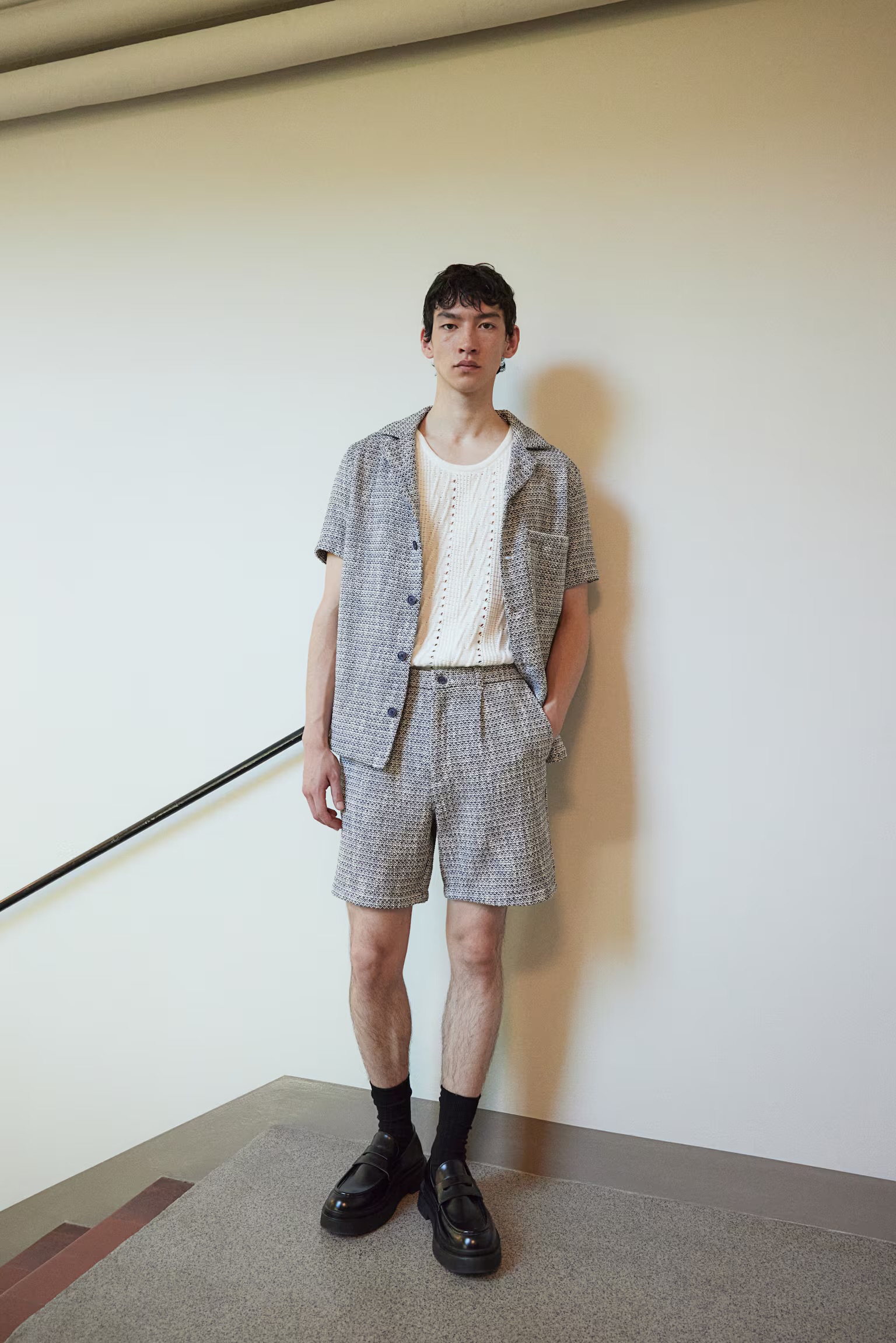 Relaxed Fit Suppressed Shorts