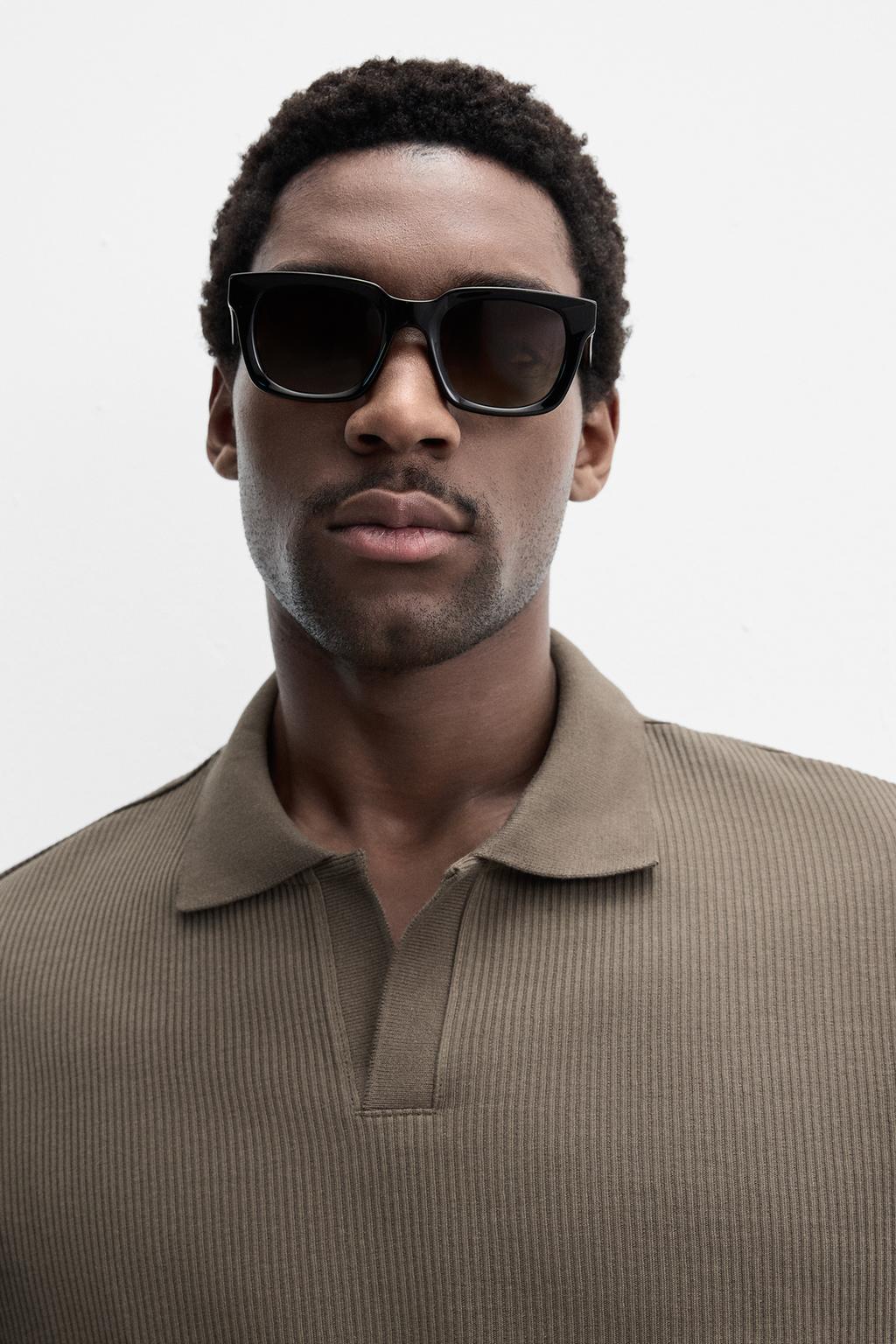VERTICAL TEXTURED POLO SHIRT