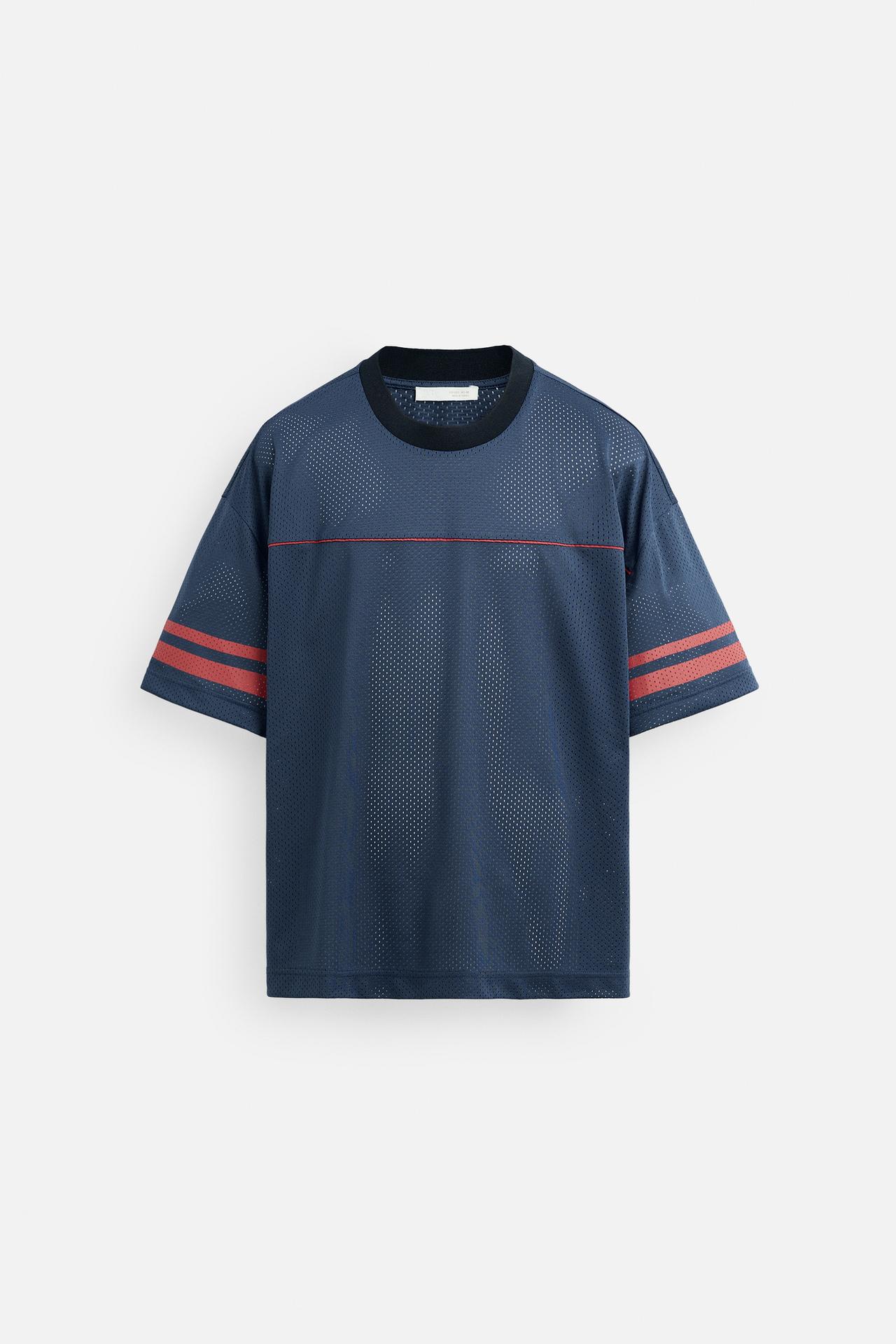 VARSITY GRID TEXTURED T-SHIRT