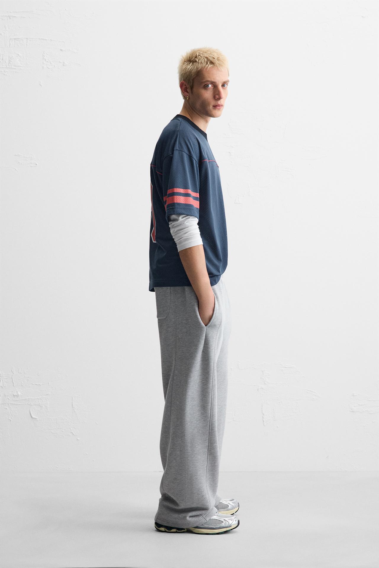 VARSITY GRID TEXTURED T-SHIRT